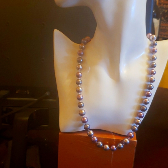 Nolan Miller multicolor fashion pearl necklace - Picture 3 of 5